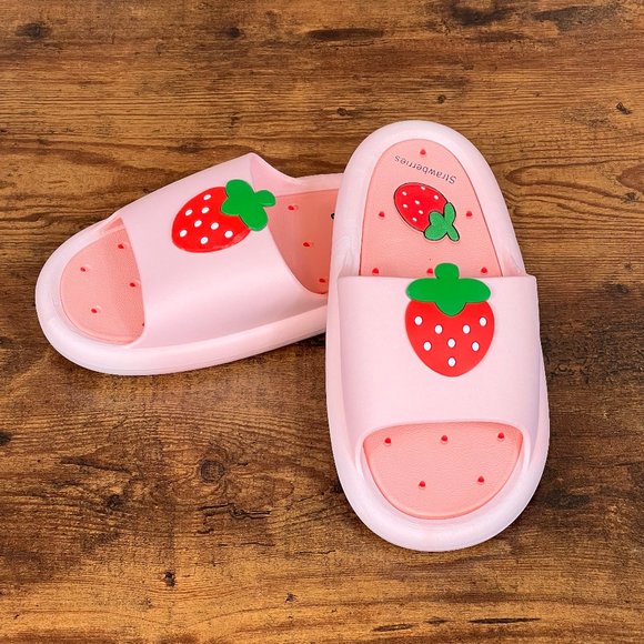 Shoes - Strawberry Slippers Super Soft & Comfortable, Great Looking Women Slippers